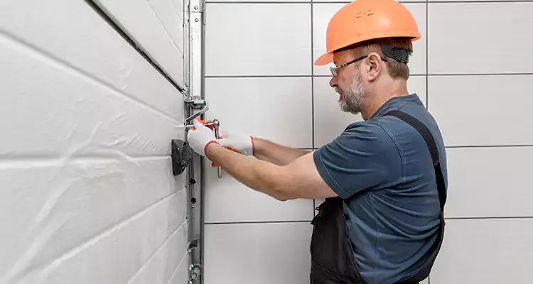 Emergency Garage Door Repair in Ocala, FL