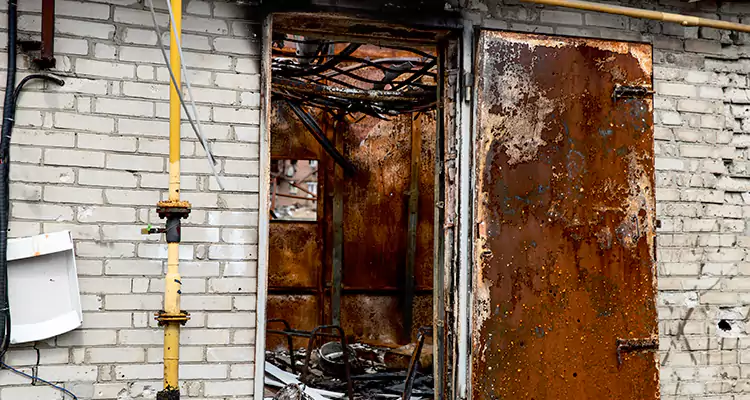 Metal Door Rust Repair in Ocala, FL