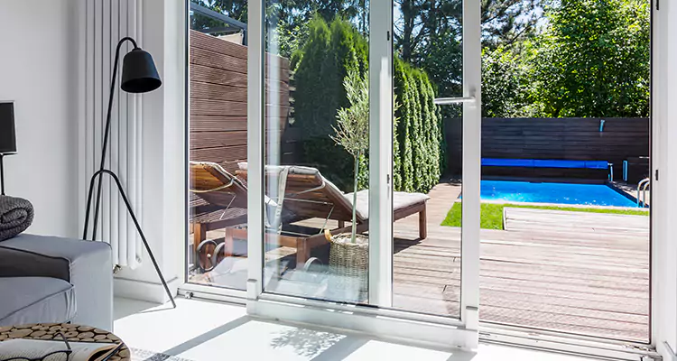 Fixing A Sliding Screen Door Roller in Ocala, FL